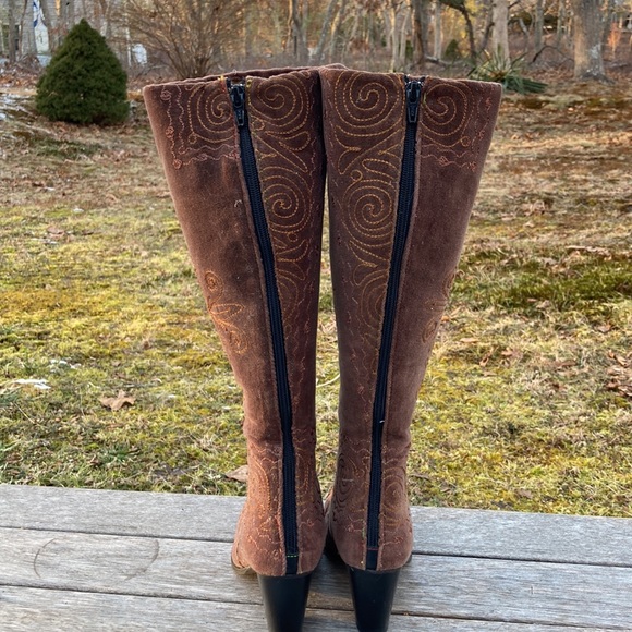 Embroidered Boots - Picture 3 of 7